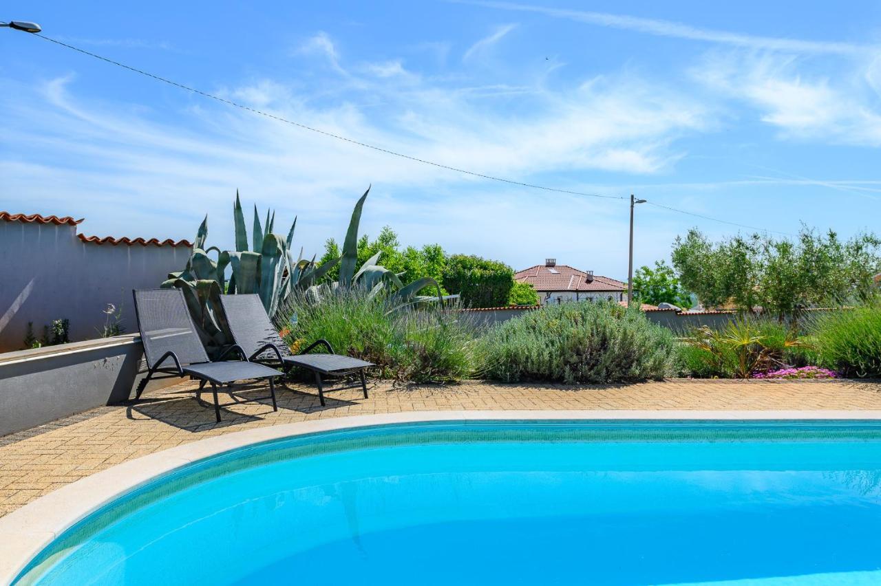 Villa Elisa Kaštelir Kültér fotó