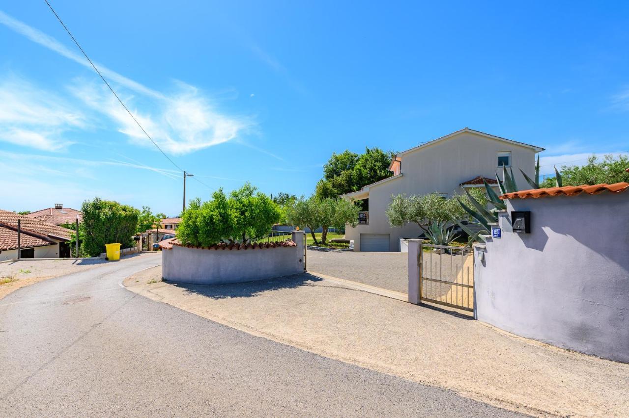 Villa Elisa Kaštelir Kültér fotó